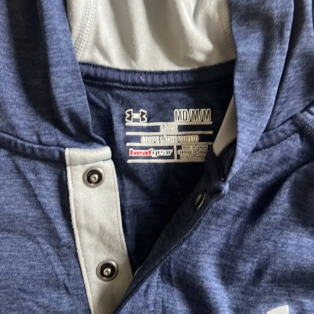 Under Armour heat gear hoodie - Picture 2 of 3